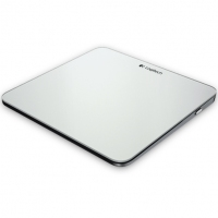 LOGITECH 充電式觸控板